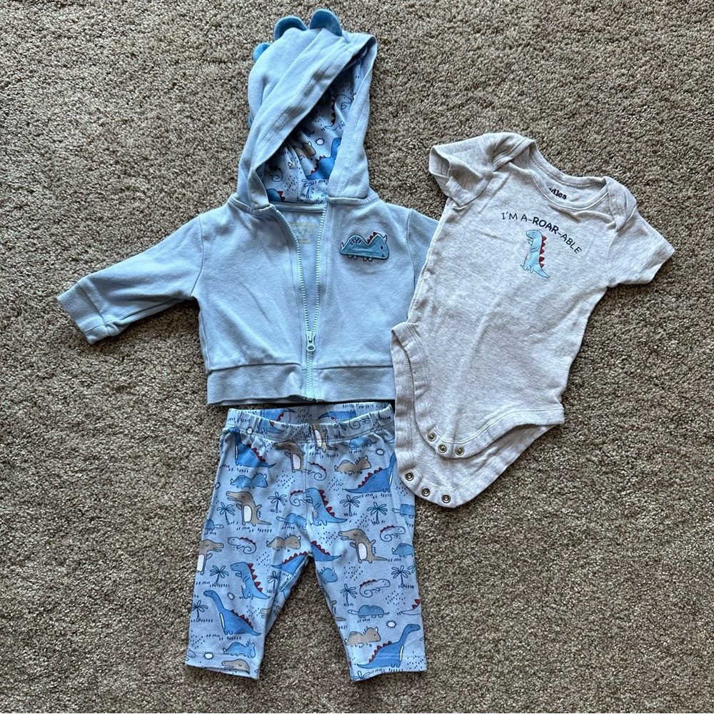 Dinosaur outfit - hoodie, onesie and pants